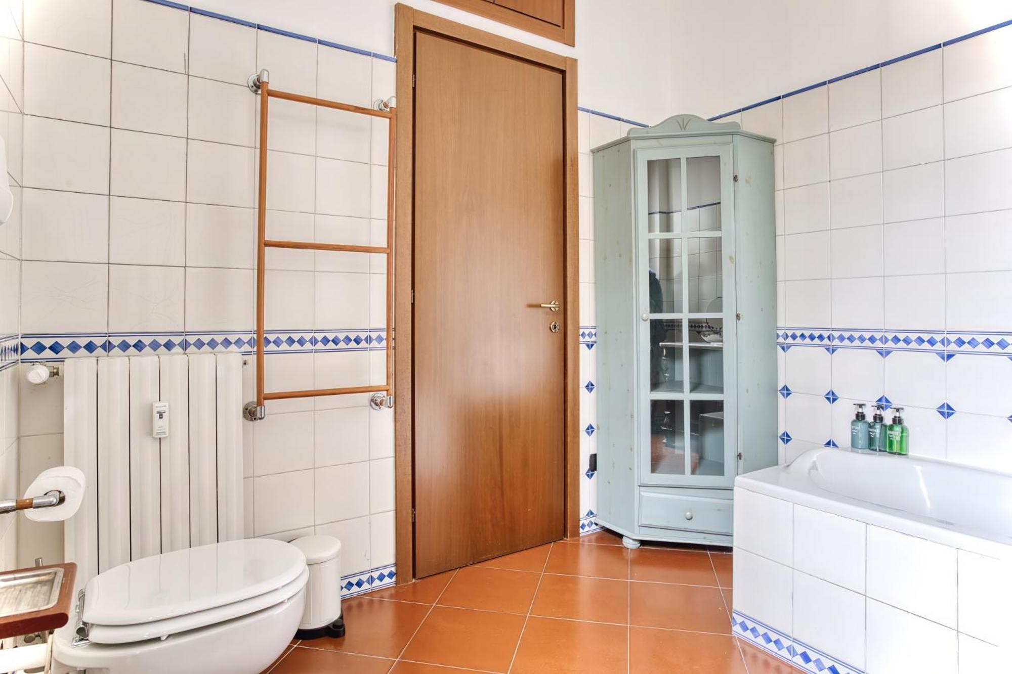Balilla30 - Spacious 2 Bedroom Next To Center Appartamento